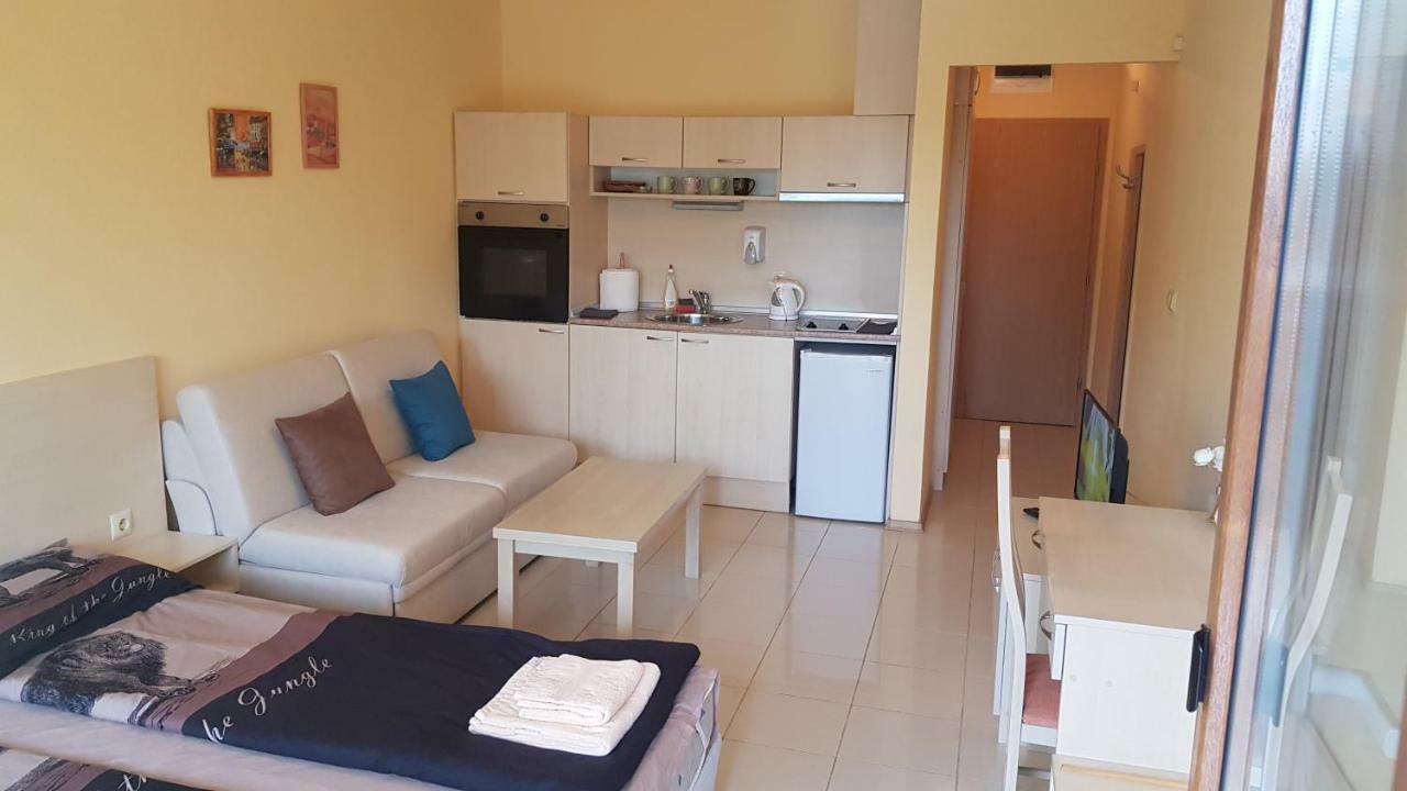 Harmony Hills Kolevi Apartments Rogachevo Bagian luar foto