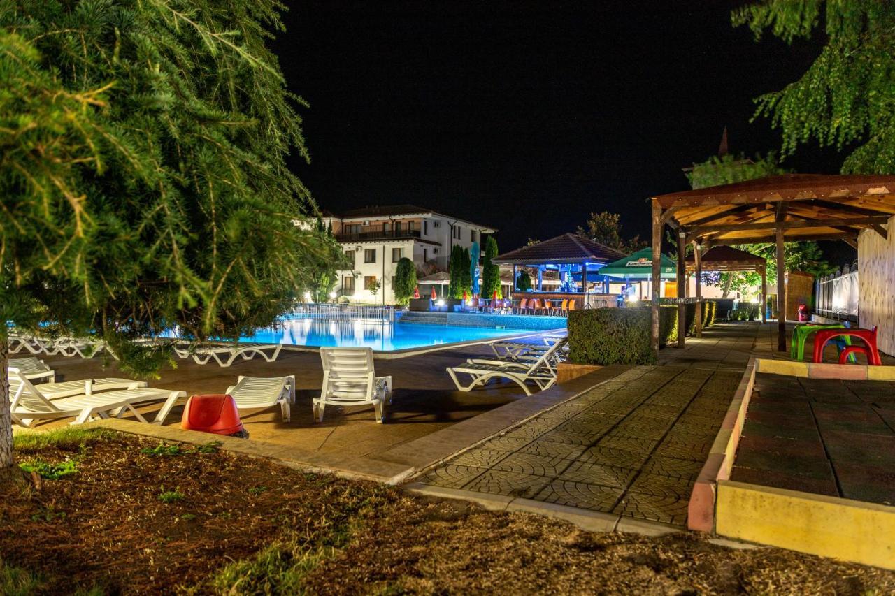 Harmony Hills Kolevi Apartments Rogachevo Bagian luar foto